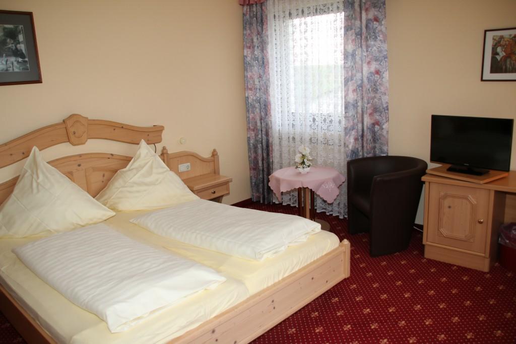 Landgasthof Hotel Bechtel Zella Esterno foto